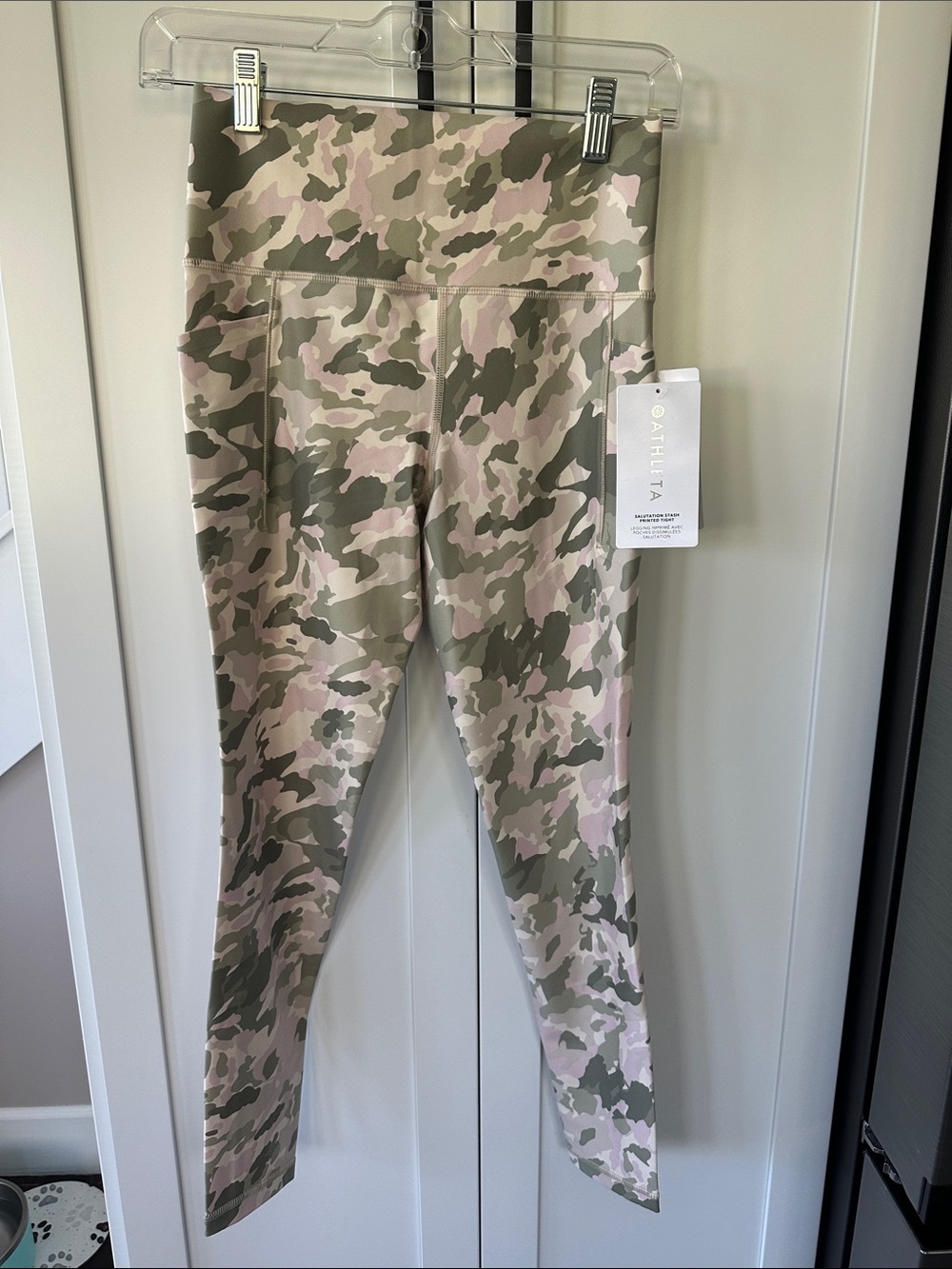 Athleta Pink and Olive Camo womens Leggings